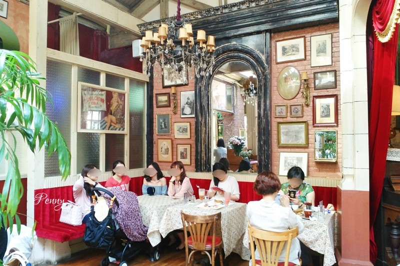 上海咖啡館｜靜安區《何以笙簫默》取景咖啡館—不將就的花園咖啡館-上海最美咖啡館小芳廷